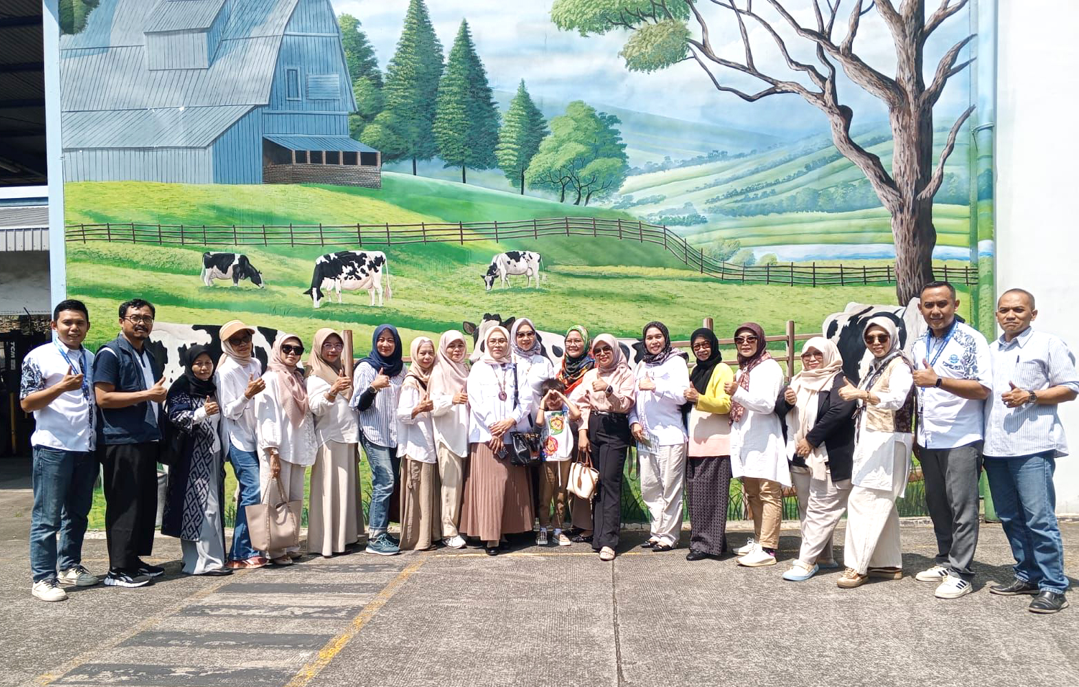 Kunjungan MKM Binaan DPK APINDO Kabupaten Bogor ke PT.Milko Beverage Industry